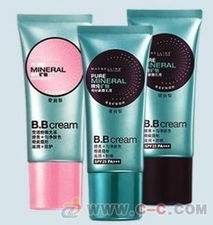 卡姿蘭、魅可、雅芳、美寶蓮化妝品3折批發解析 機遇、風險與注意事項